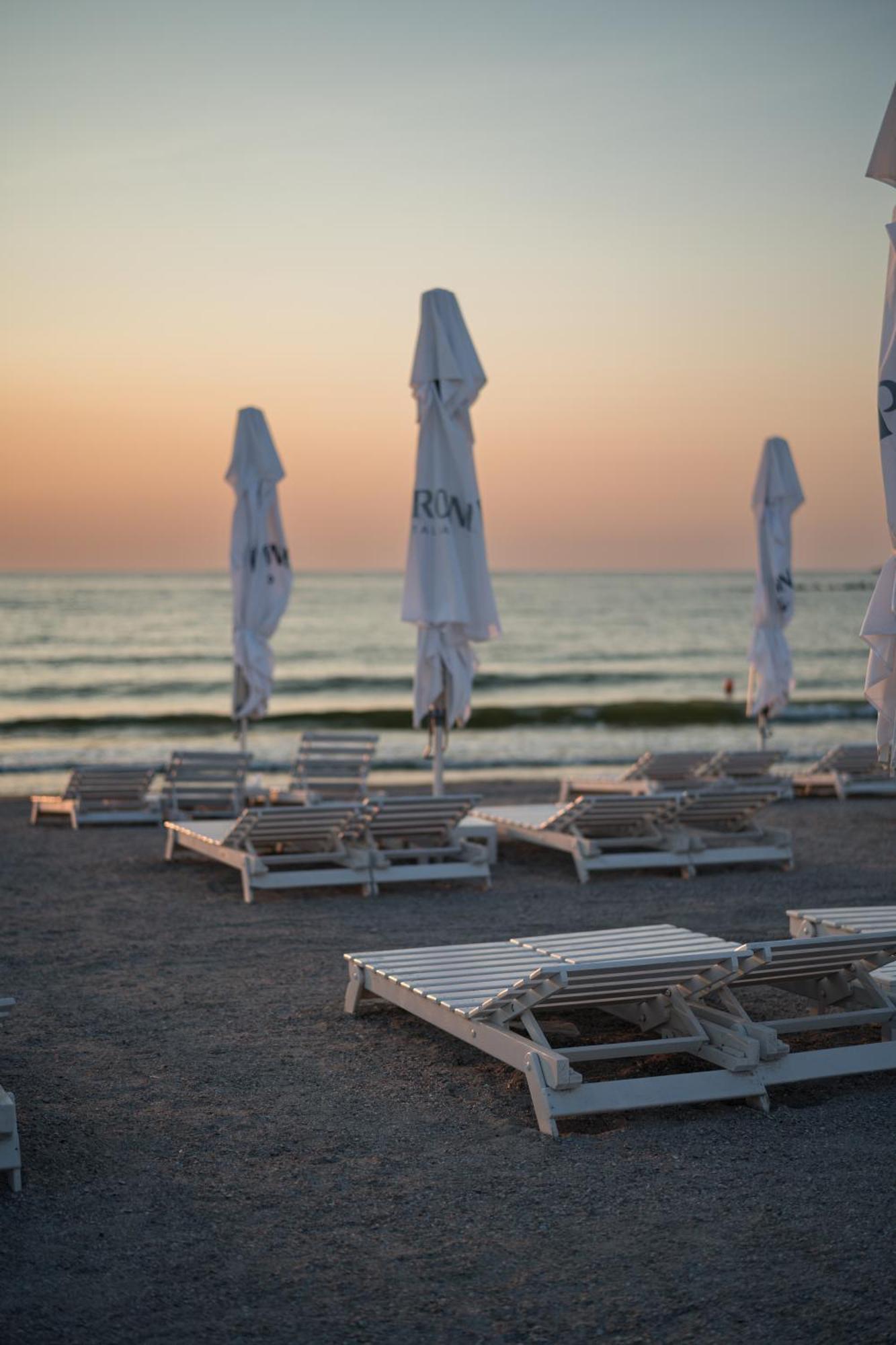 Riva Mamaia Beach Aparthotel Buitenkant foto